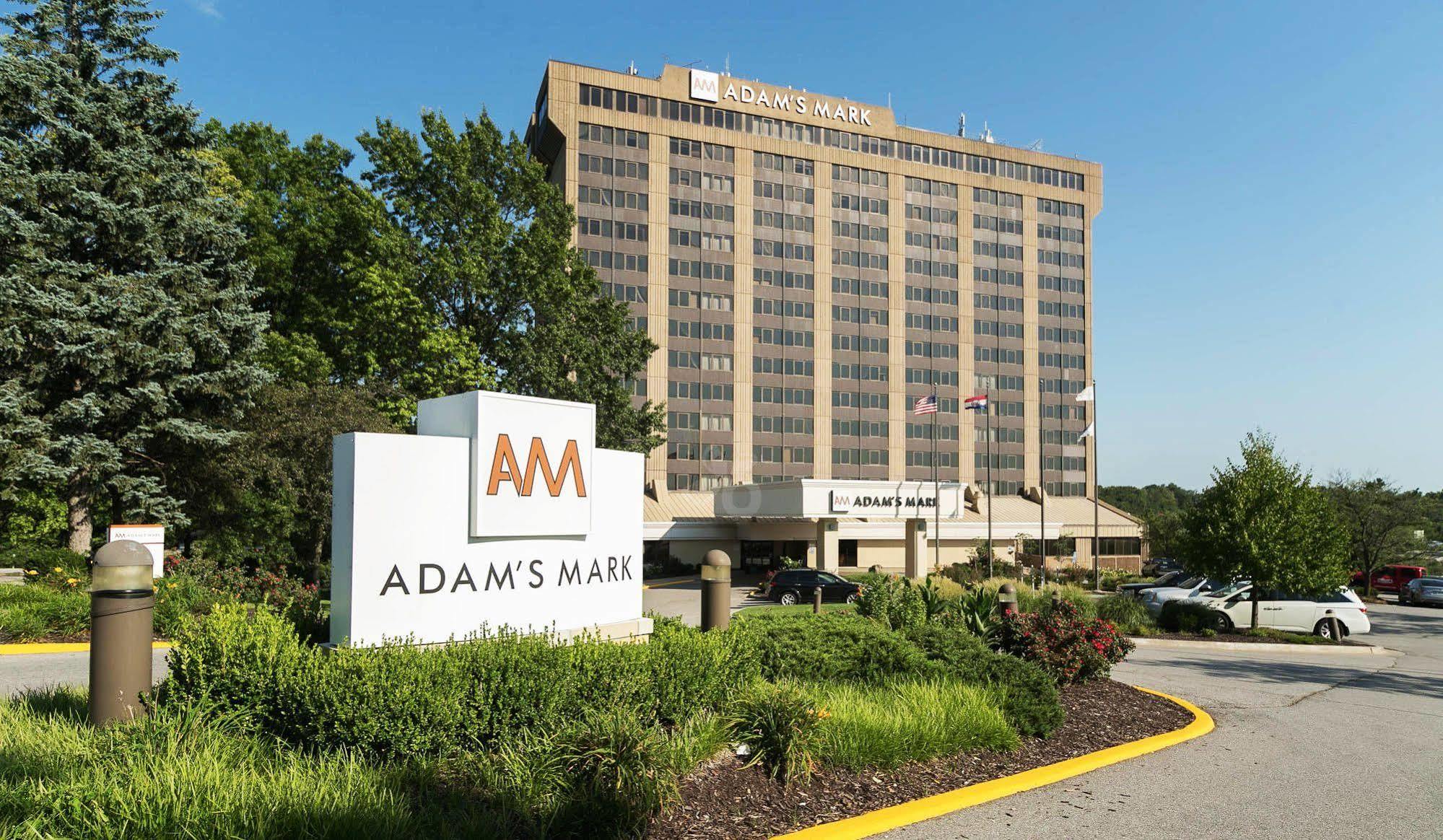 Adam's & Conference Center Hotel 3*
