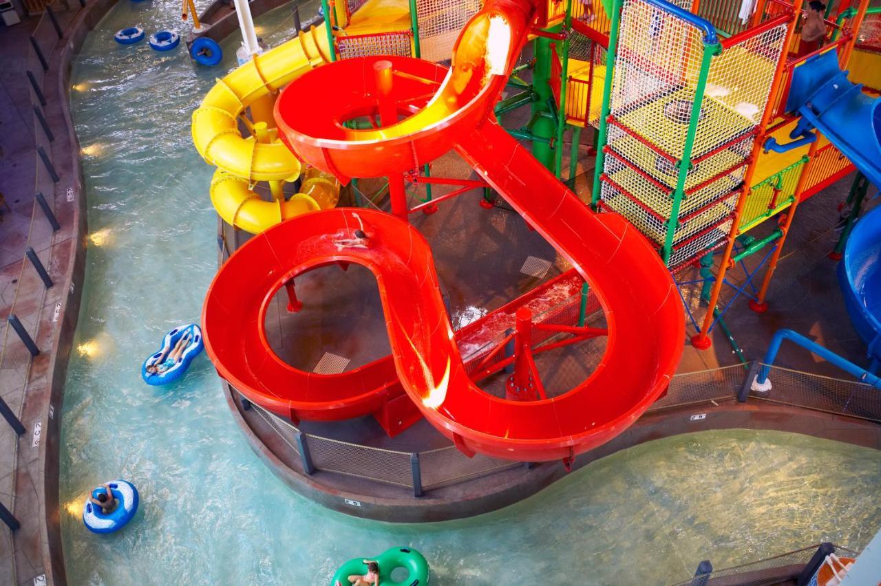 Adam's & Conference Center Hotel